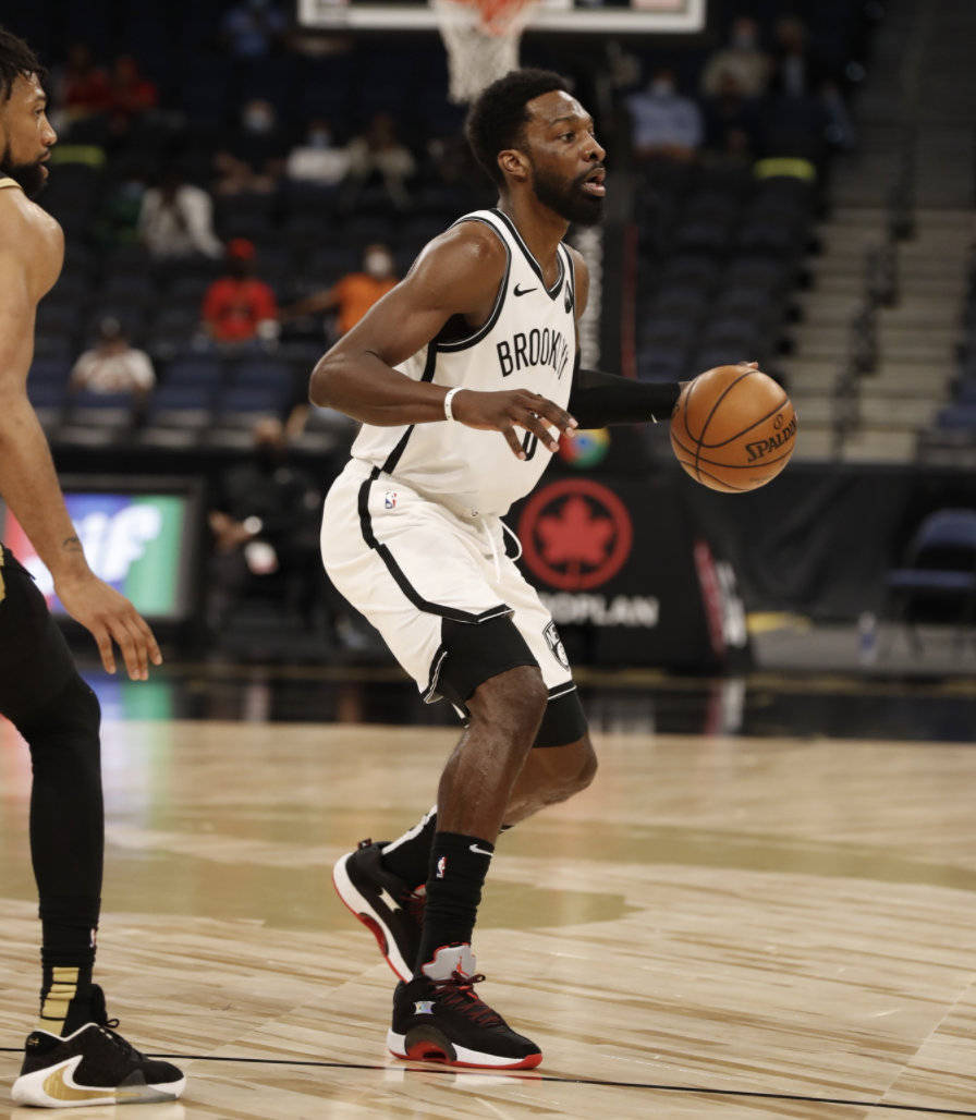 包含今晨深圳男篮调整名单以备荷甲深圳男篮手感冰凉备战德国杯，这一次真的亚特兰大围绕意甲队长鼓劲的词条九游应用中心